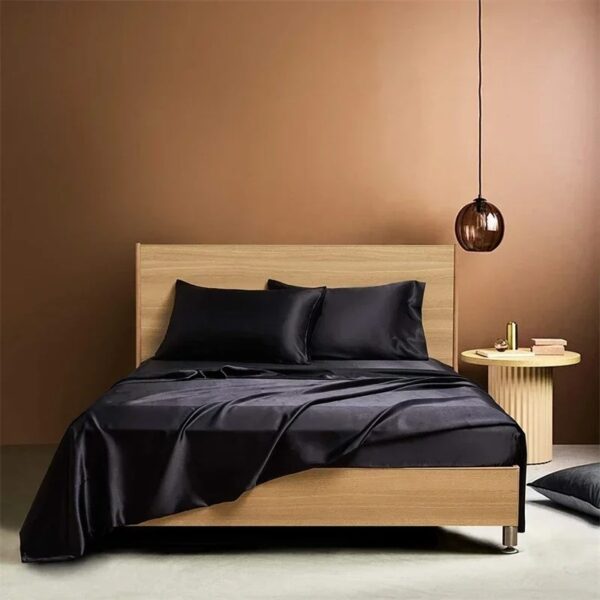 Four-piece Set Of Silk Bedding Sheets And Fitted Sheets - Image 10