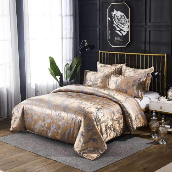 Three-piece bedding set - Image 4