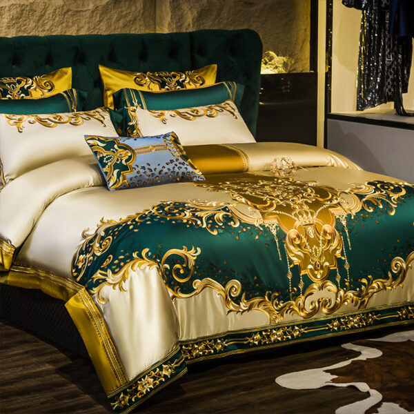 Luxury Villa European-style Four-piece Bedding Set High-end Elegant Satin Embroided Bed Sheet Bedspread Four 60-piece Set - Image 5