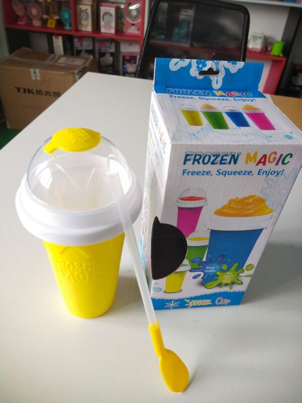 One Pinch Into An Slushy Cup, Shake The Smoothie Cup, And The Second Fast Cooling Cup Becomes A Pinch Cup. - Image 6